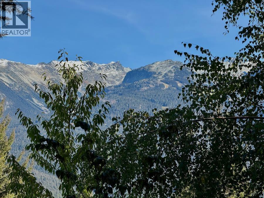 8609 Forest Ridge Drive, Whistler, British Columbia  V8E 0G1 - Photo 16 - R3057454