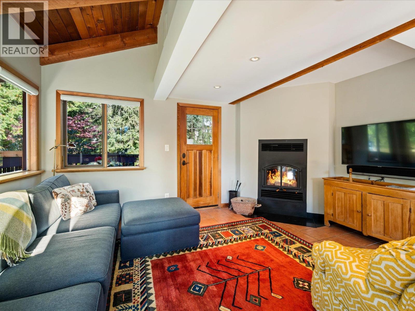 8609 Forest Ridge Drive, Whistler, British Columbia  V8E 0G1 - Photo 25 - R3057454