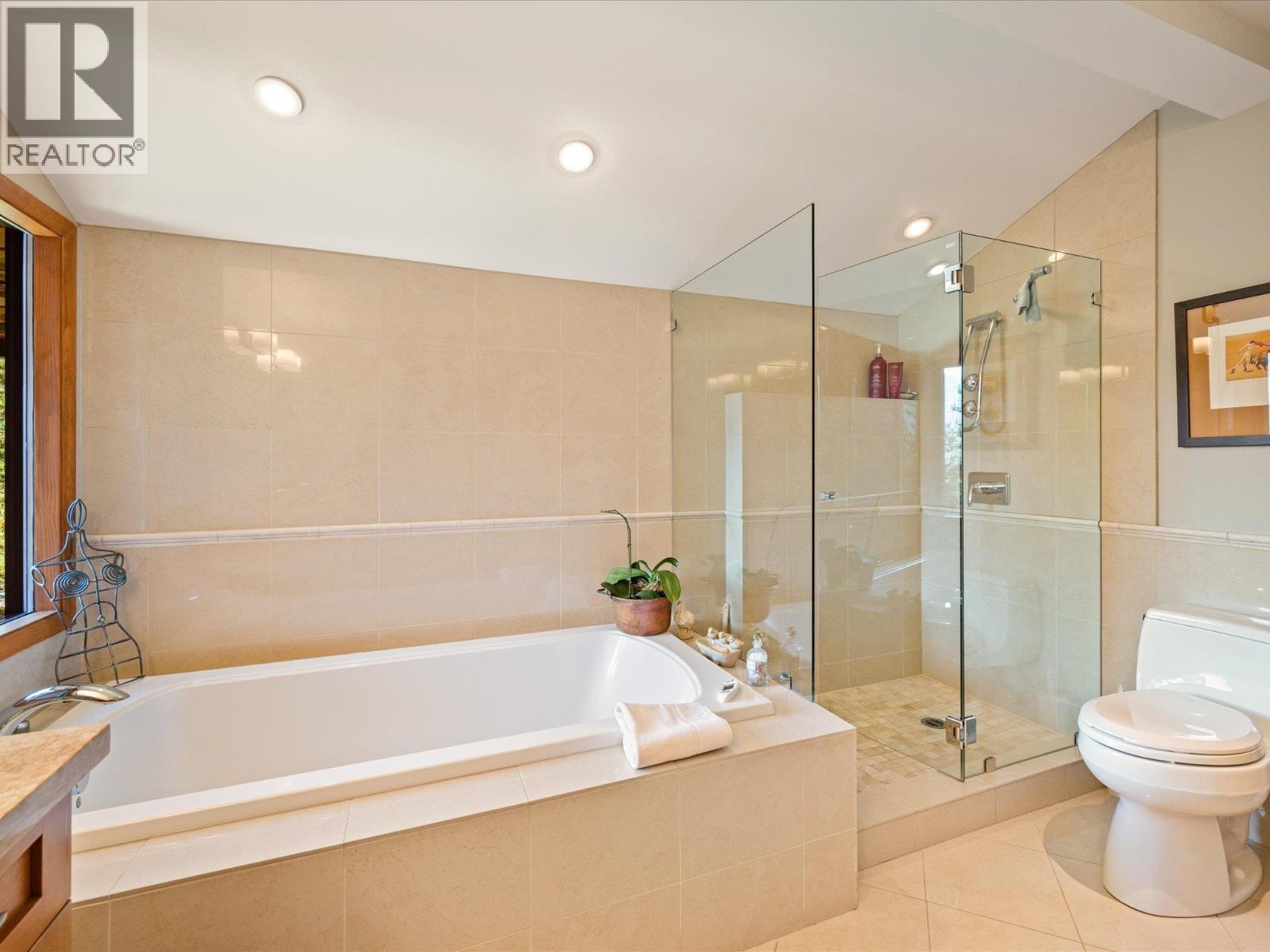 8609 Forest Ridge Drive, Whistler, British Columbia  V8E 0G1 - Photo 37 - R3057454