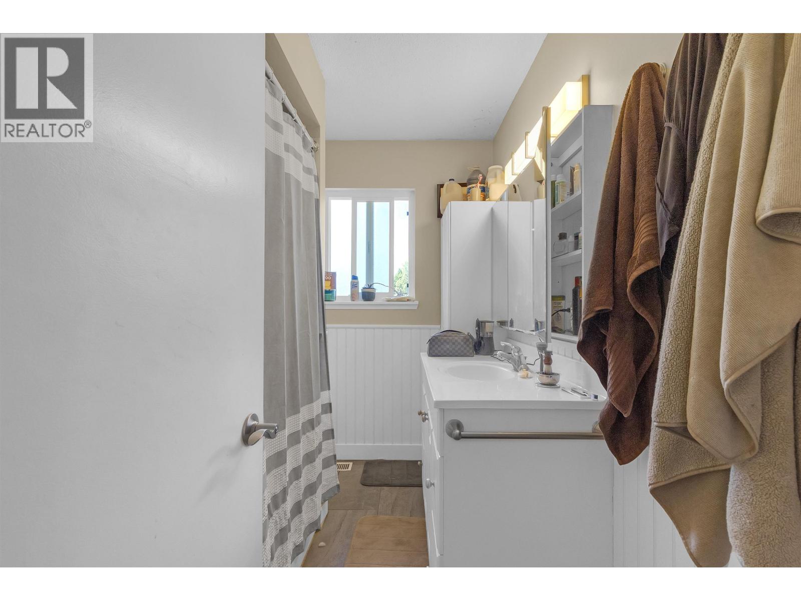 12209 221 Street, Maple Ridge, British Columbia  V2X 5T4 - Photo 11 - R3056950