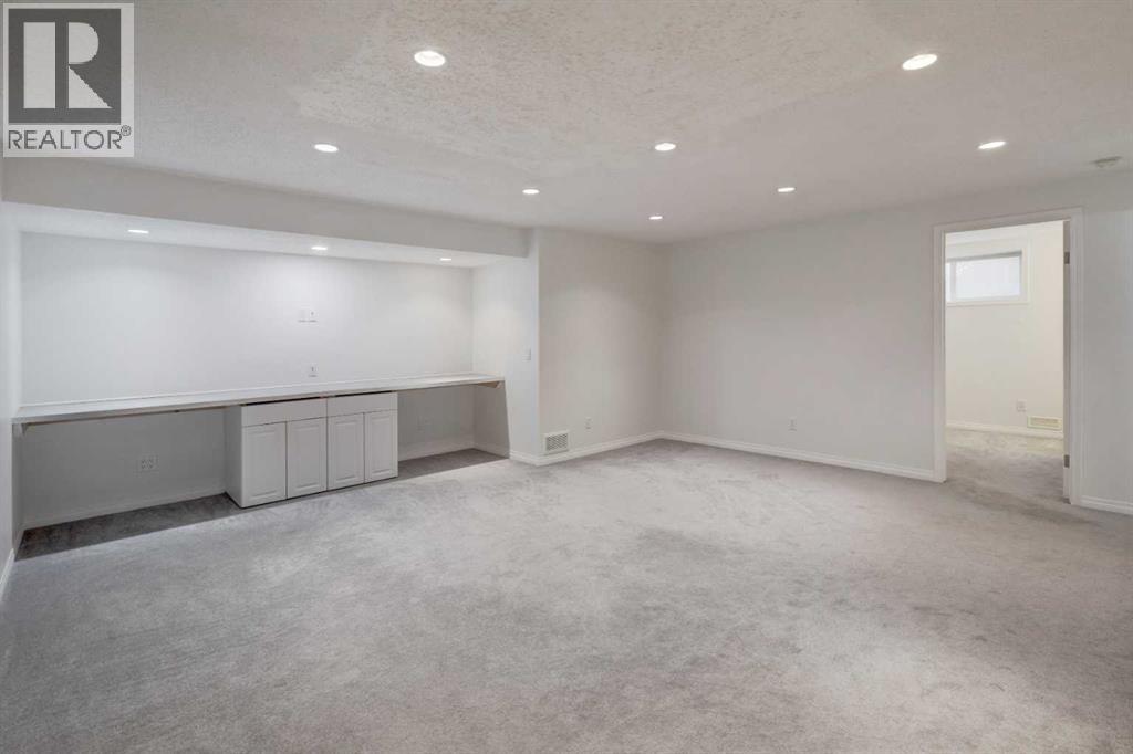 160 Rockywood Park Nw, Calgary, Alberta  T3G 5S1 - Photo 30 - A2263424