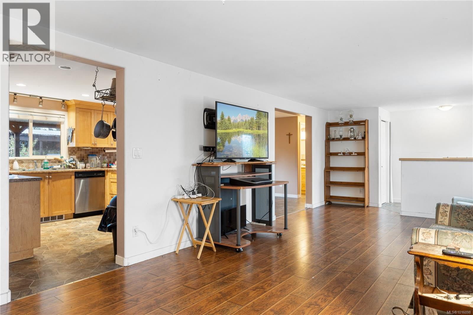1500 Grafton Ave, Errington, British Columbia  V0R 1V0 - Photo 12 - 1016098