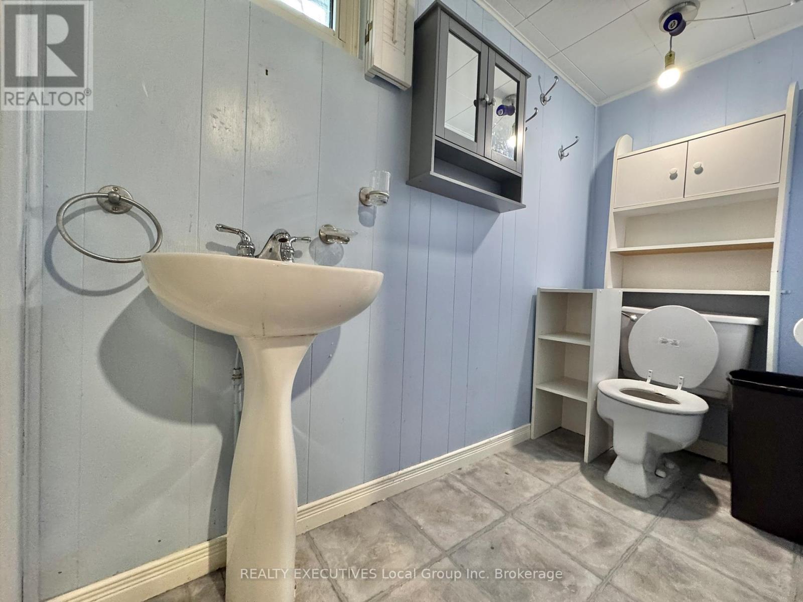 286 Leonard Street, North Bay, Ontario  P1B 5K2 - Photo 25 - X12452556