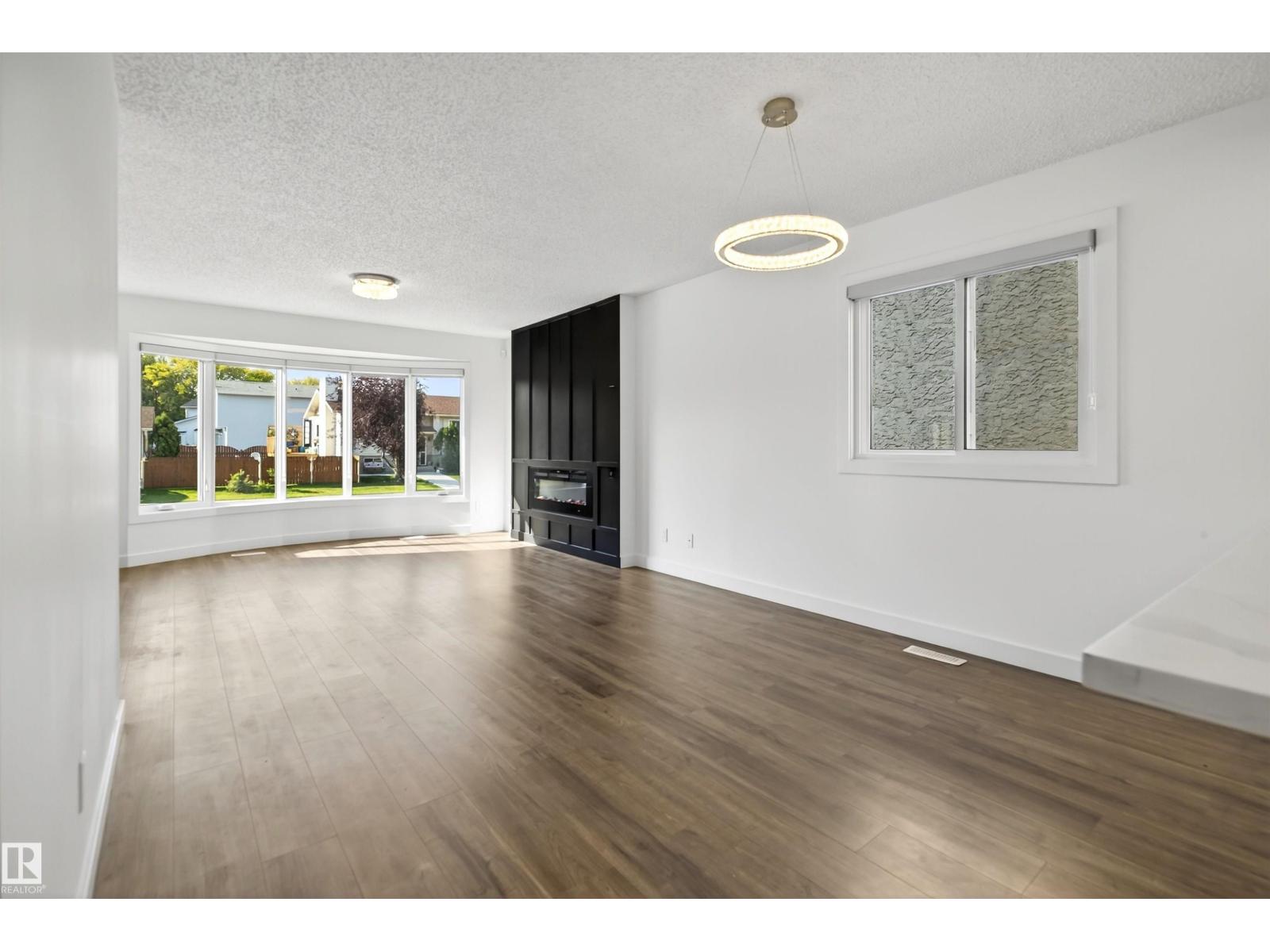 4516 27 Av Nw, Edmonton, Alberta  T6L 4P9 - Photo 4 - E4461710