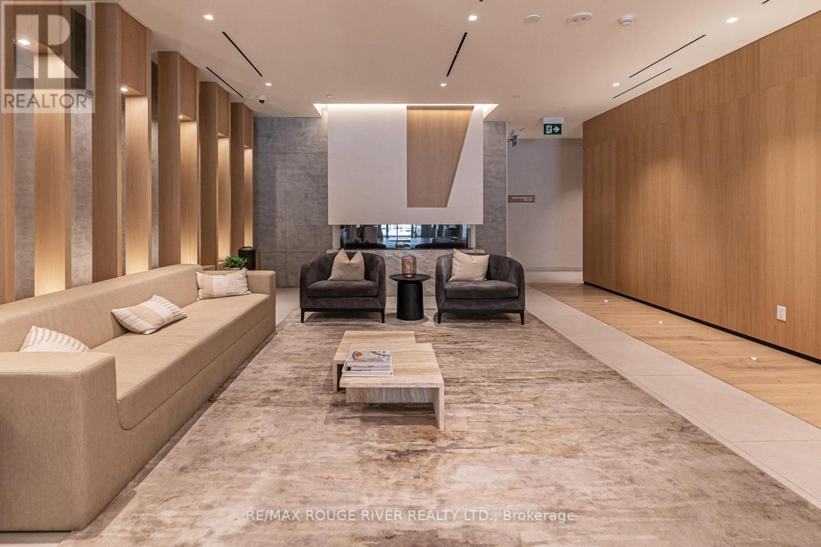402 - 5 Defries Street, Toronto, Ontario  M5A 0W7 - Photo 4 - C12457120