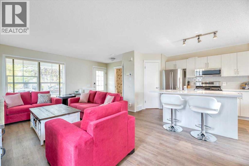 144 Prestwick Avenue, Calgary, Alberta  T2Z 3S6 - Photo 9 - A2263808