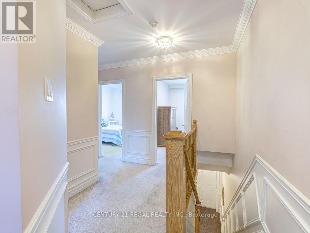 11 Midburn Avenue, Toronto (Crescent Town), Ontario  M4C 2C8 - Photo 16 - E12457114