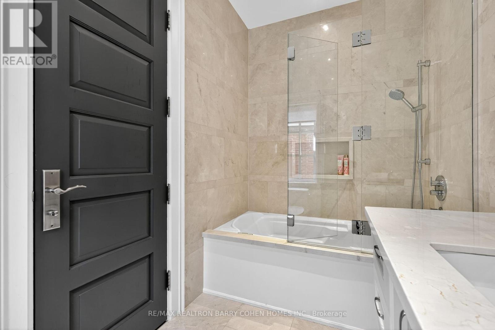 76 Arjay Crescent, Toronto, Ontario  M2L 1C7 - Photo 31 - C12413967