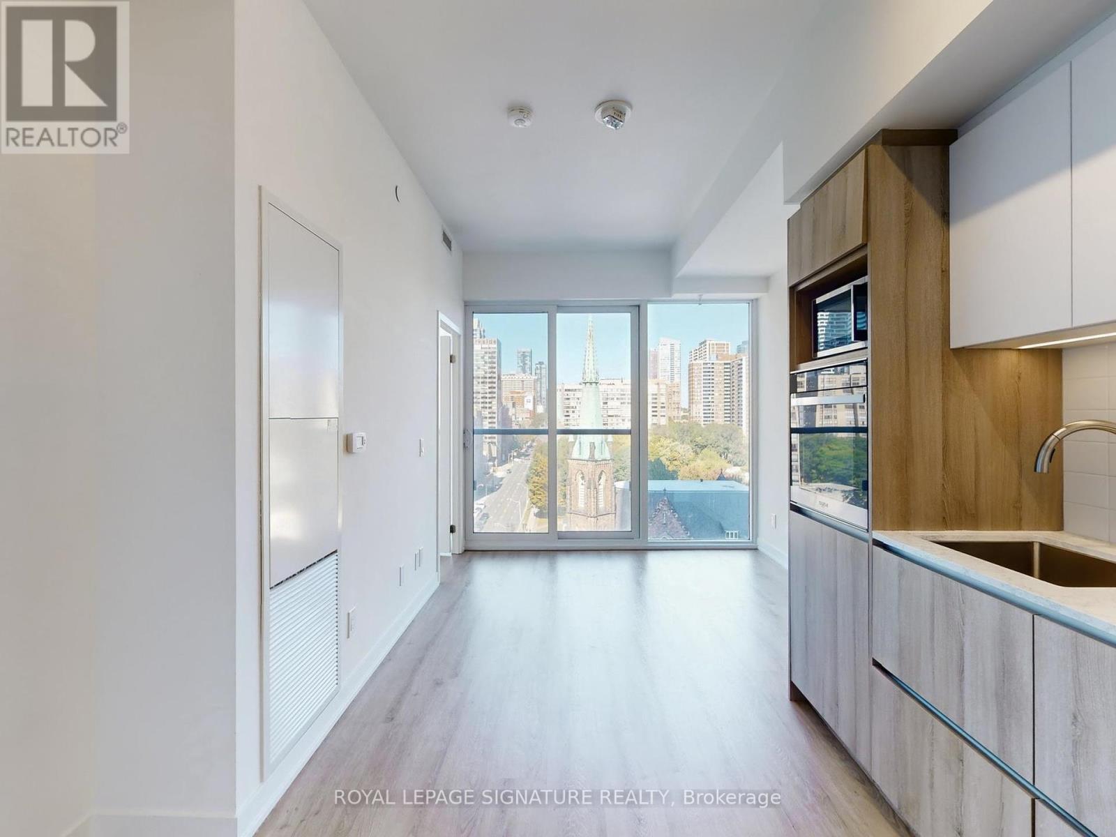 1006 - 319 Jarvis Street, Toronto, Ontario  M5B 0C8 - Photo 6 - C12456240