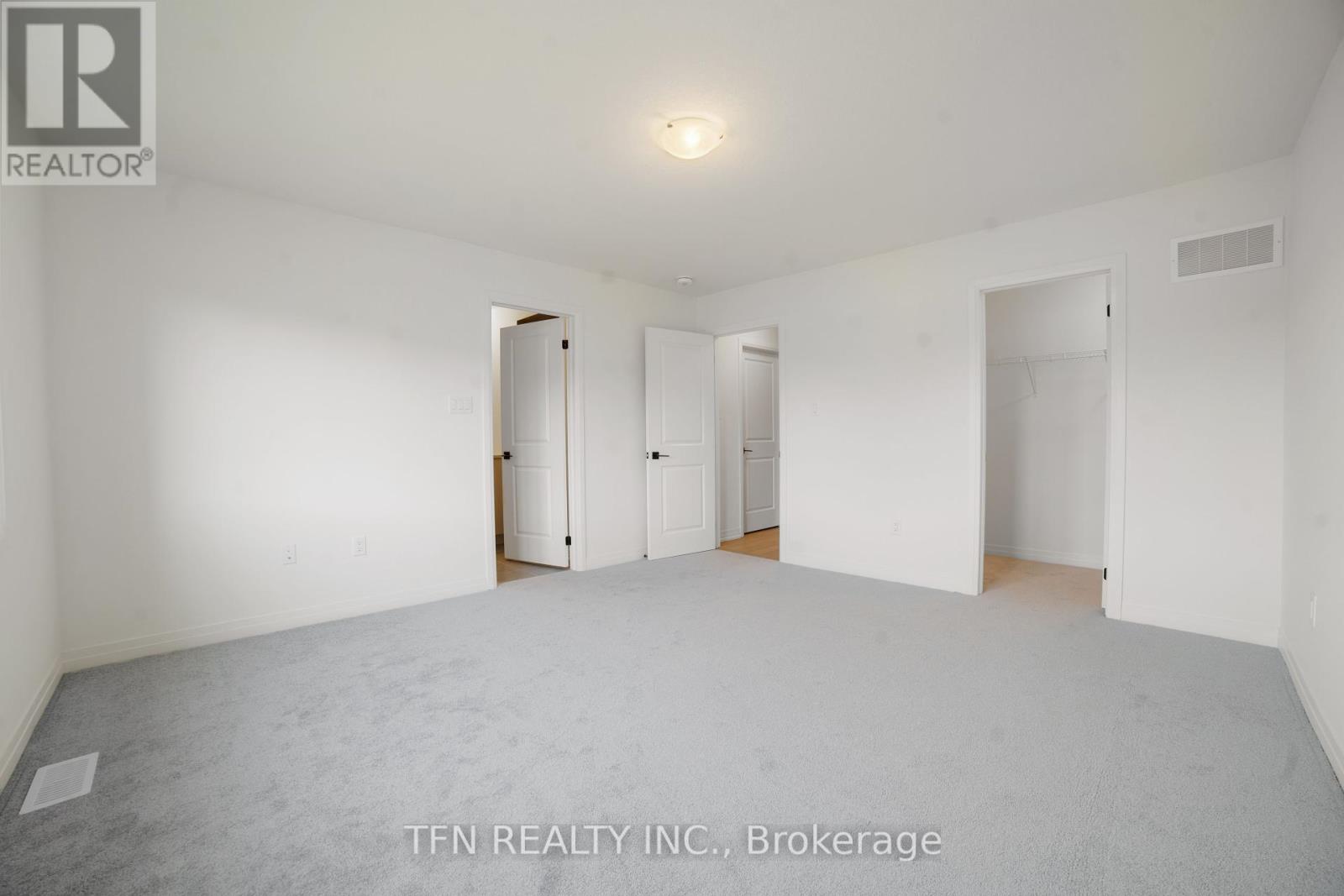 115 Velvet Way, Thorold, Ontario  L2V 0P1 - Photo 13 - X12456587