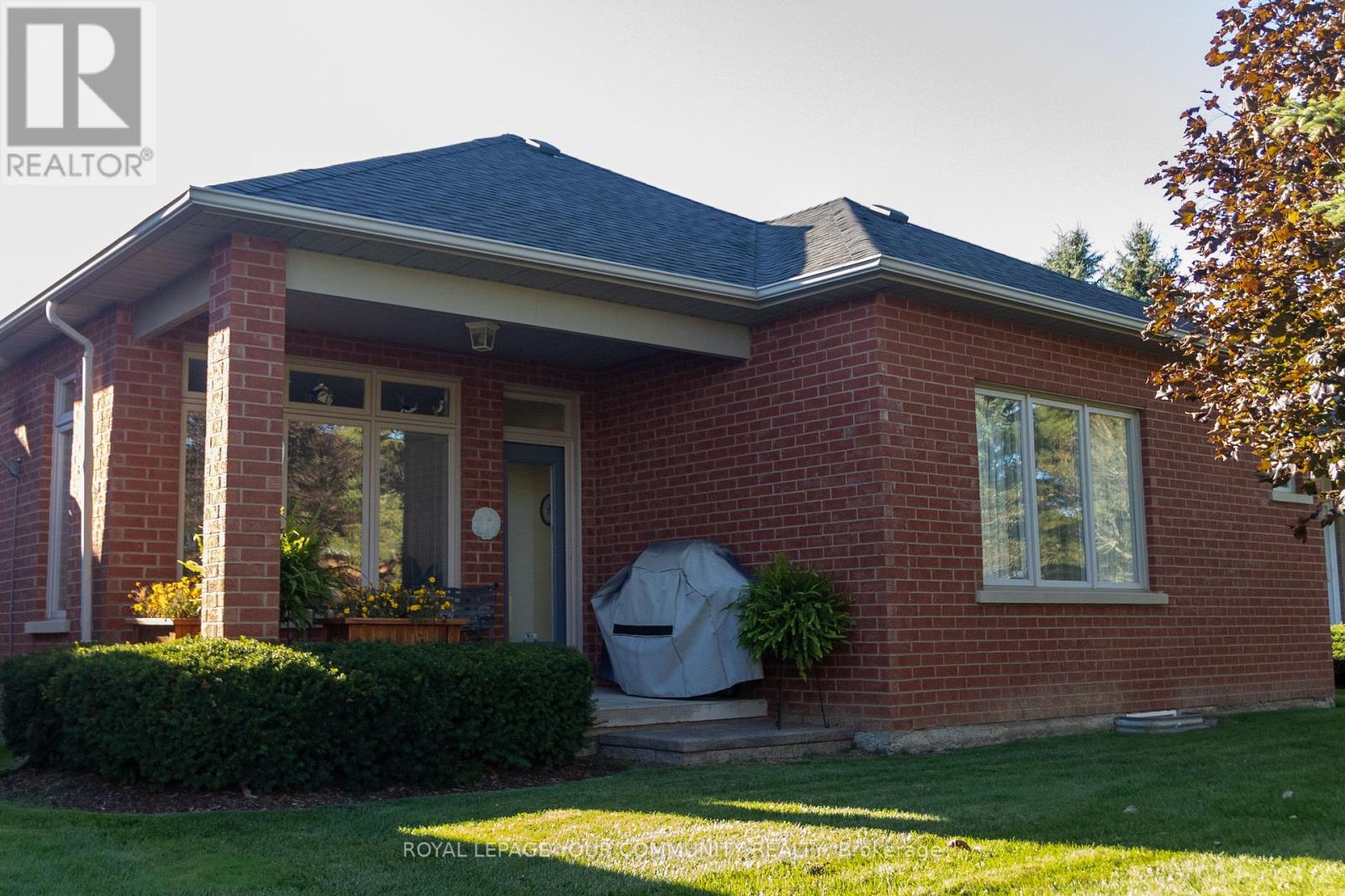 7 Arnie's Chance, Whitchurch-Stouffville, Ontario  L4A 1L7 - Photo 6 - N12457061