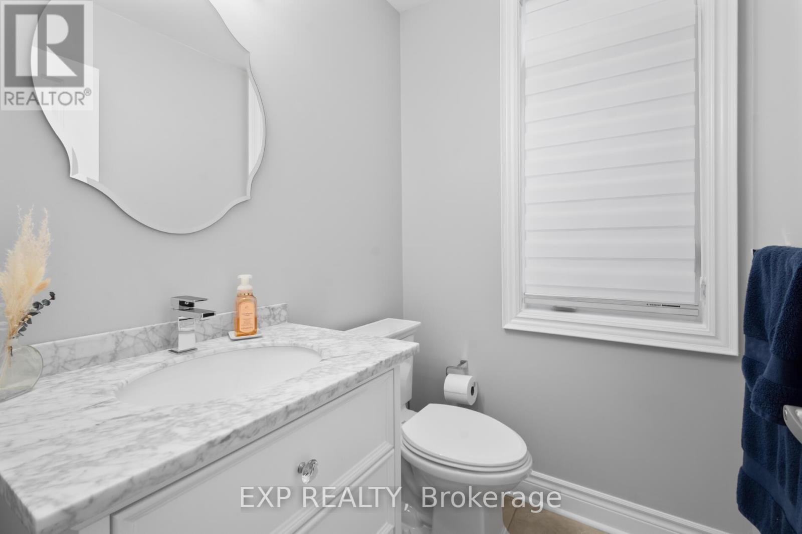 56 Lewis Avenue, Bradford West Gwillimbury, Ontario  L3Z 0X2 - Photo 13 - N12457081
