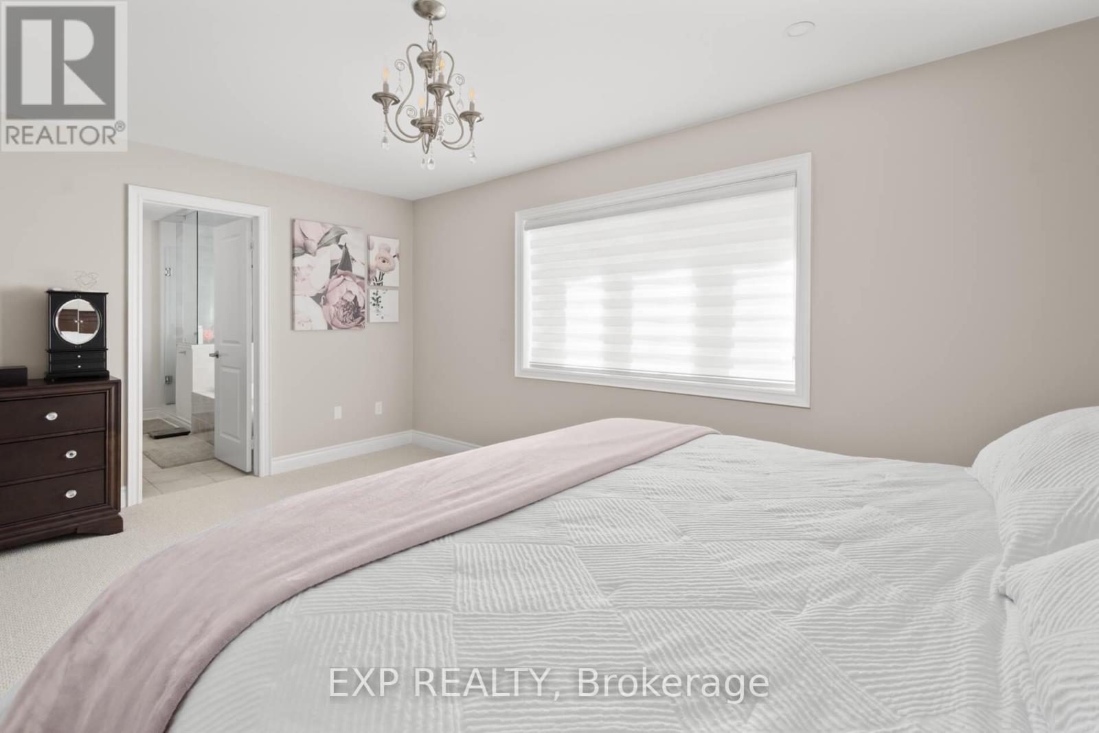 56 Lewis Avenue, Bradford West Gwillimbury, Ontario  L3Z 0X2 - Photo 16 - N12457081