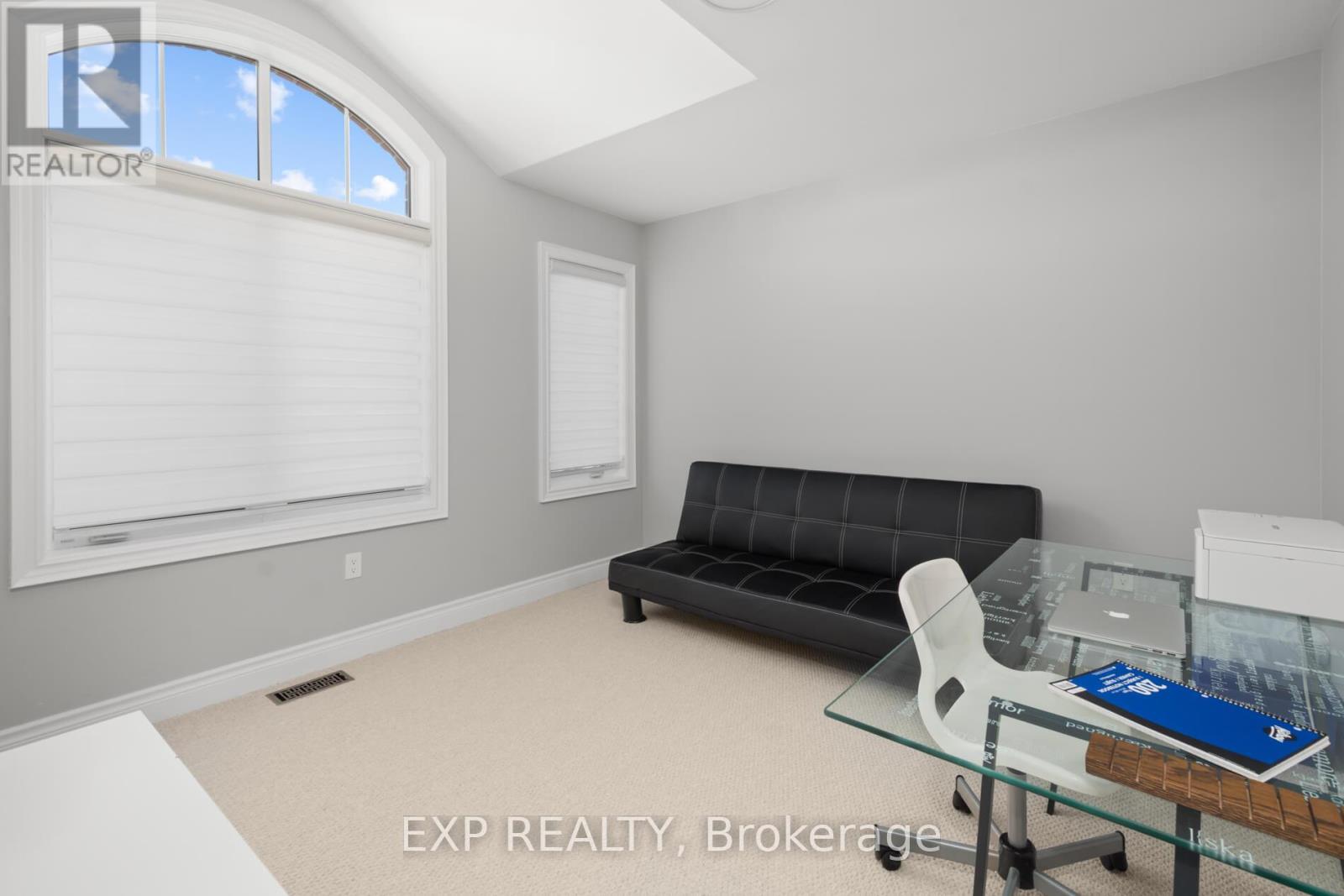 56 Lewis Avenue, Bradford West Gwillimbury, Ontario  L3Z 0X2 - Photo 20 - N12457081