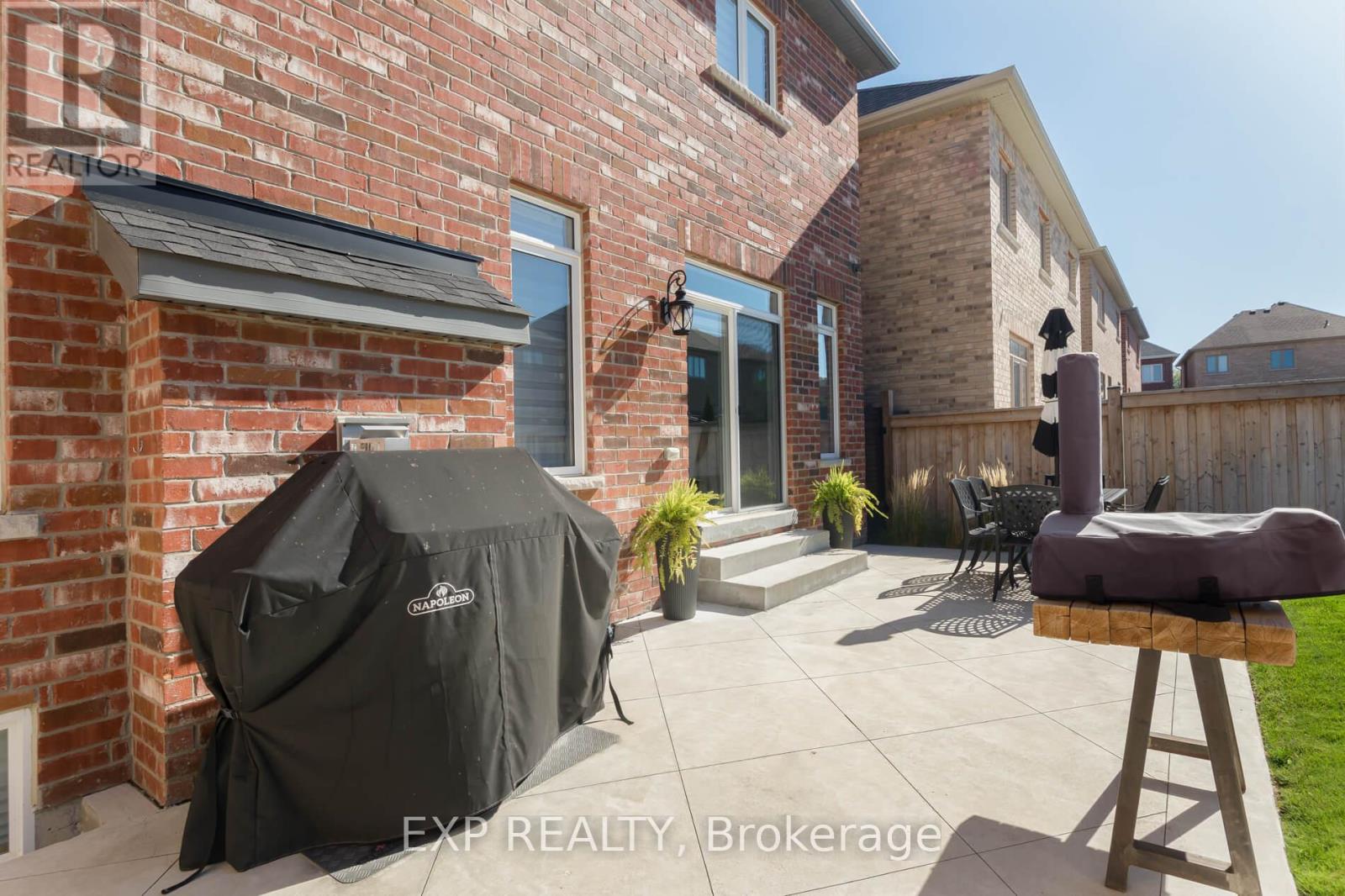 56 Lewis Avenue, Bradford West Gwillimbury, Ontario  L3Z 0X2 - Photo 39 - N12457081