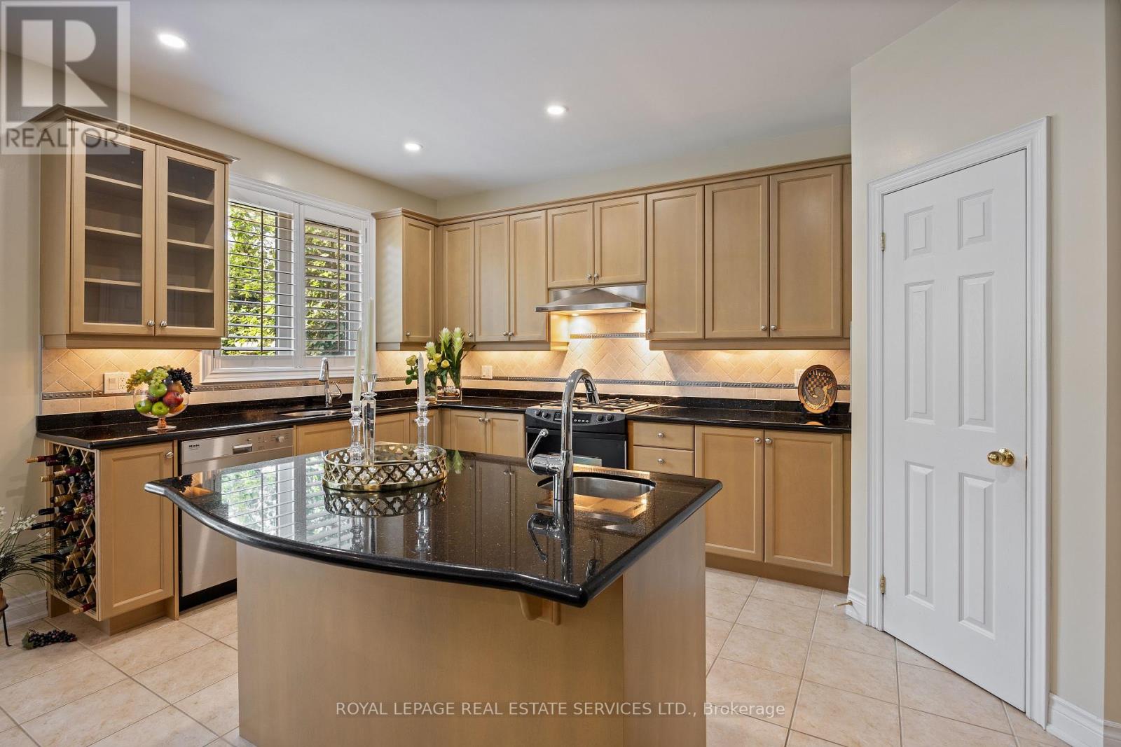 96 Bradgate Drive, Markham, Ontario  L3T 7M3 - Photo 16 - N12457096