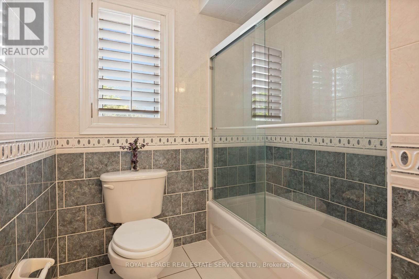 96 Bradgate Drive, Markham, Ontario  L3T 7M3 - Photo 36 - N12457096