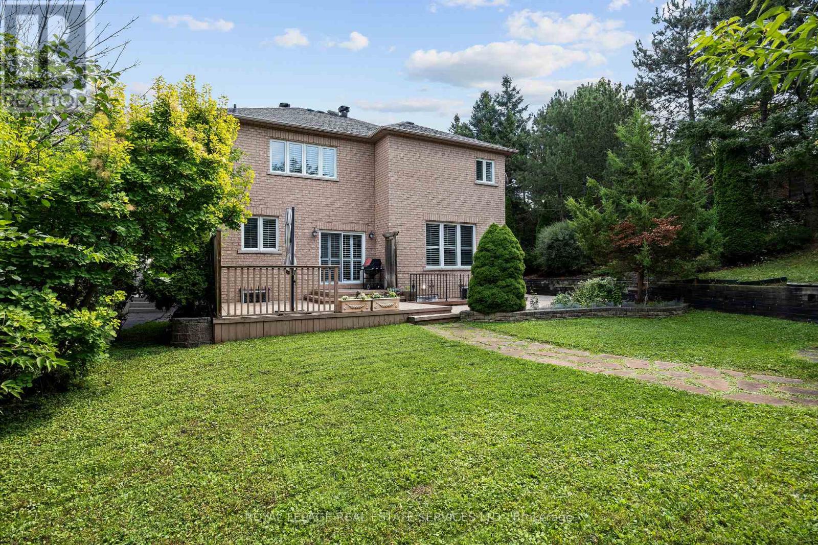 96 Bradgate Drive, Markham, Ontario  L3T 7M3 - Photo 49 - N12457096
