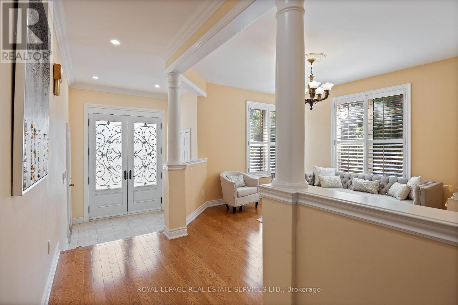96 Bradgate Drive, Markham, Ontario  L3T 7M3 - Photo 6 - N12457096