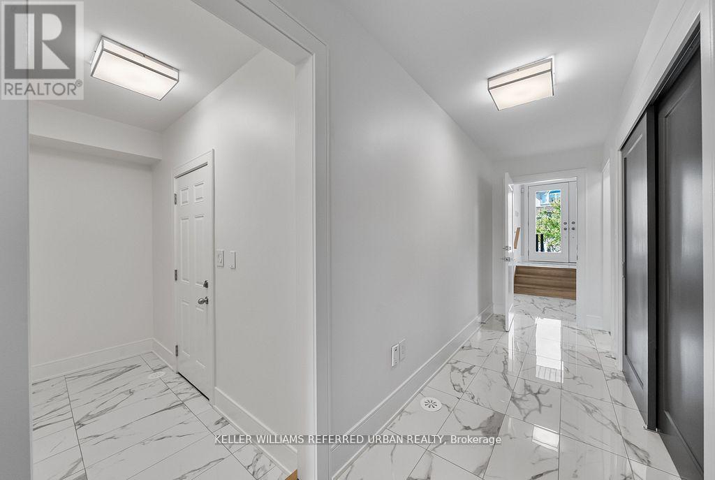 147 Lebovic Campus Drive, Vaughan, Ontario  L6A 5A1 - Photo 34 - N12457104