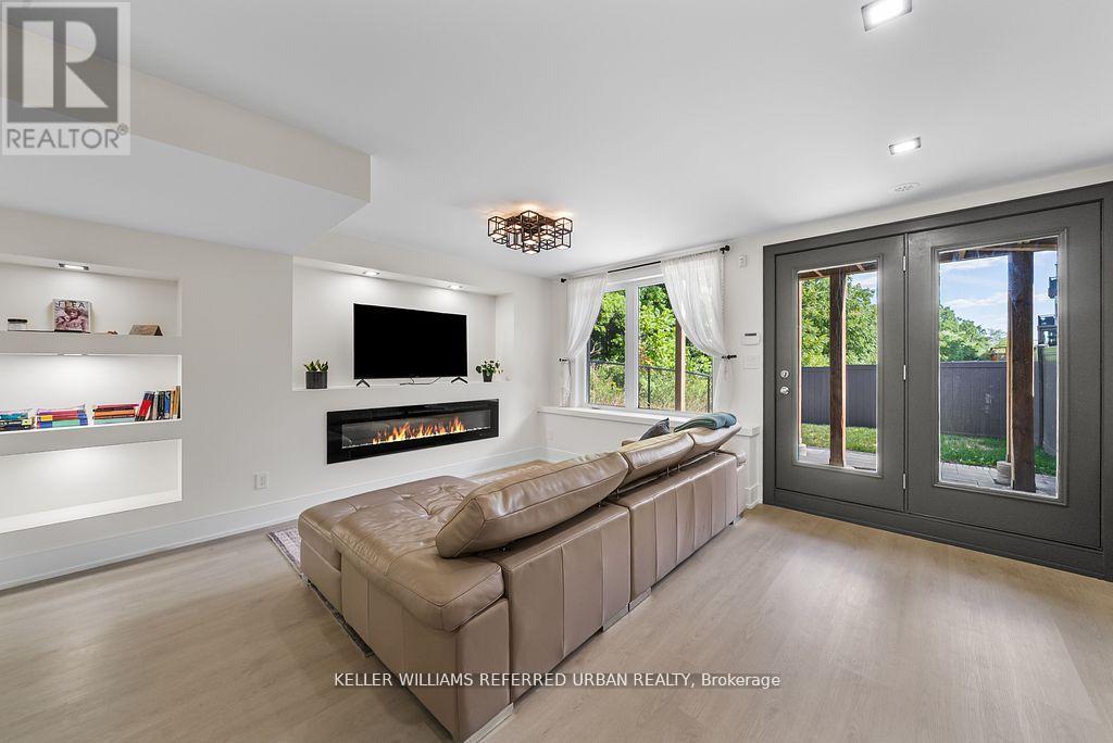 147 Lebovic Campus Drive, Vaughan, Ontario  L6A 5A1 - Photo 39 - N12457104