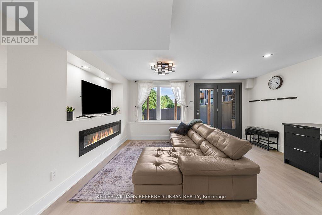 147 Lebovic Campus Drive, Vaughan, Ontario  L6A 5A1 - Photo 41 - N12457104