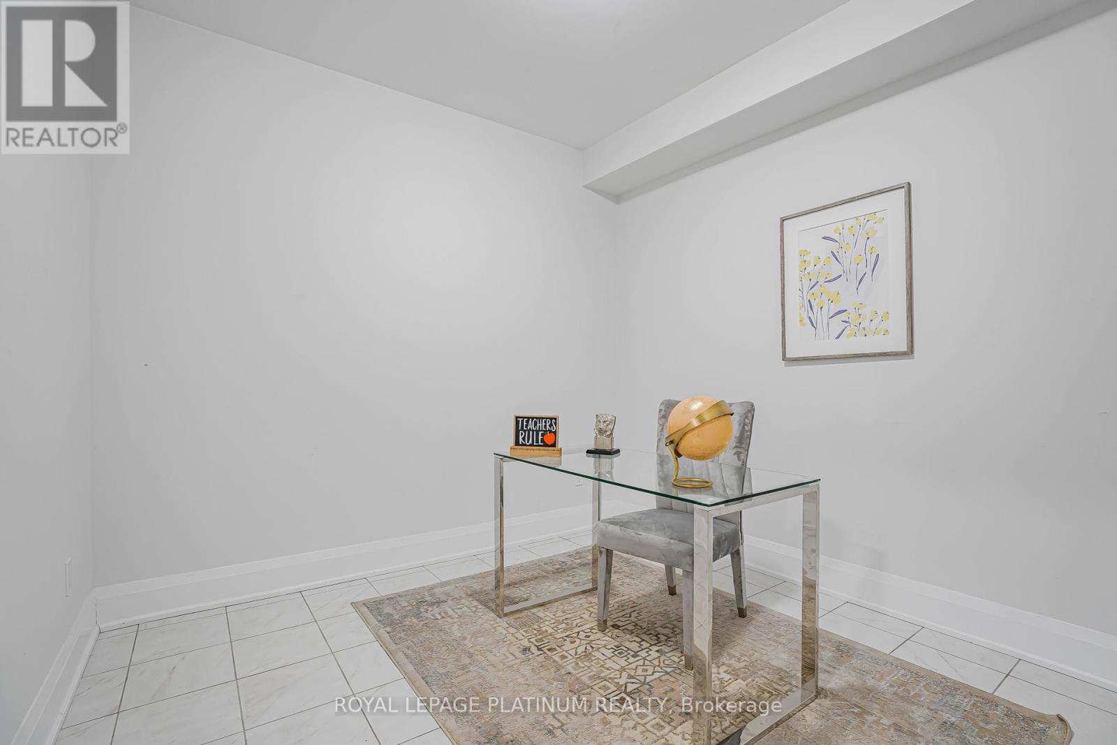 1348 Harrington Street, Innisfil, Ontario  L0L 1W0 - Photo 14 - N12457105