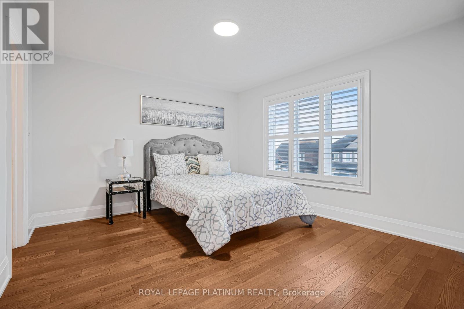 1348 Harrington Street, Innisfil, Ontario  L0L 1W0 - Photo 26 - N12457105