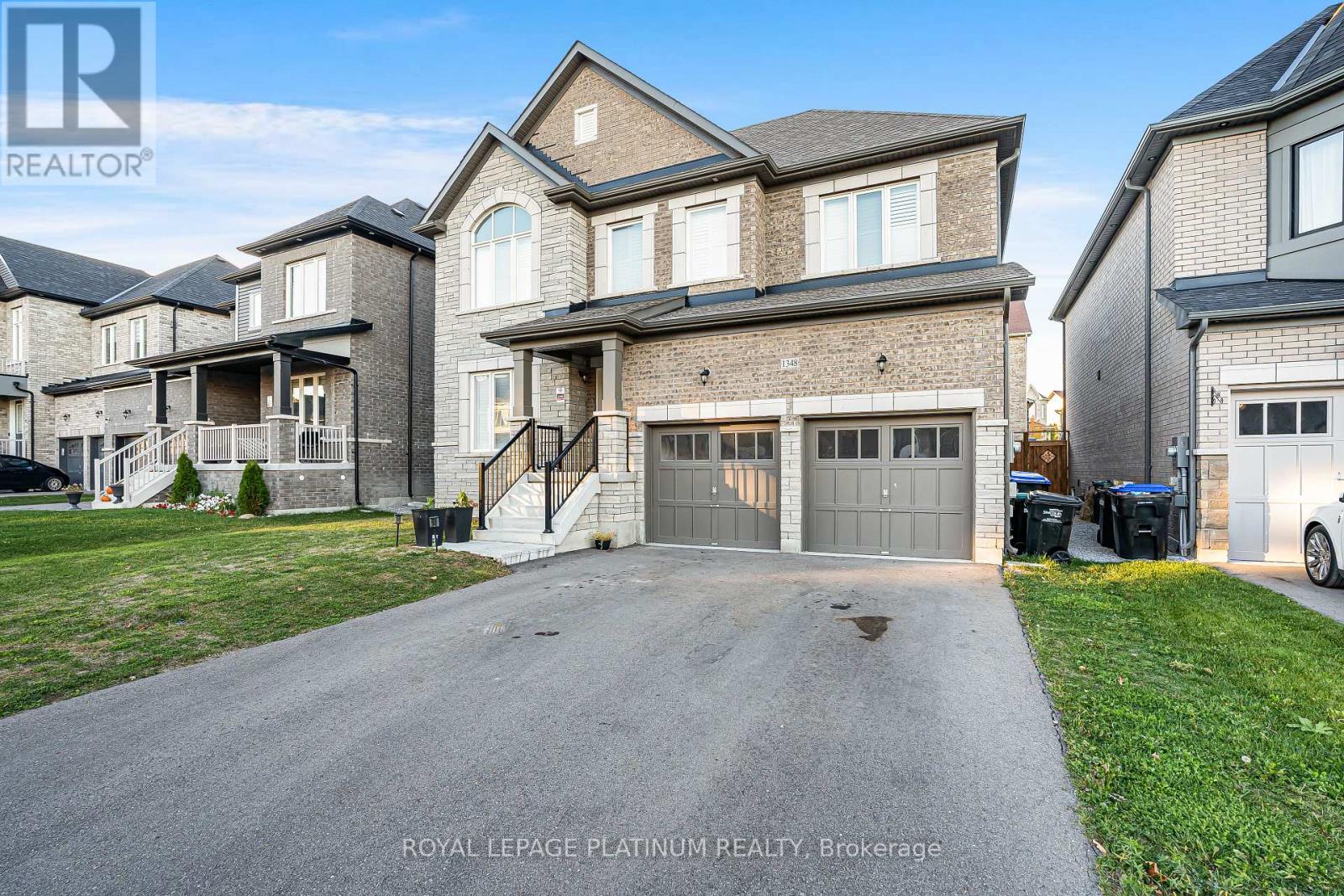1348 Harrington Street, Innisfil, Ontario  L0L 1W0 - Photo 3 - N12457105
