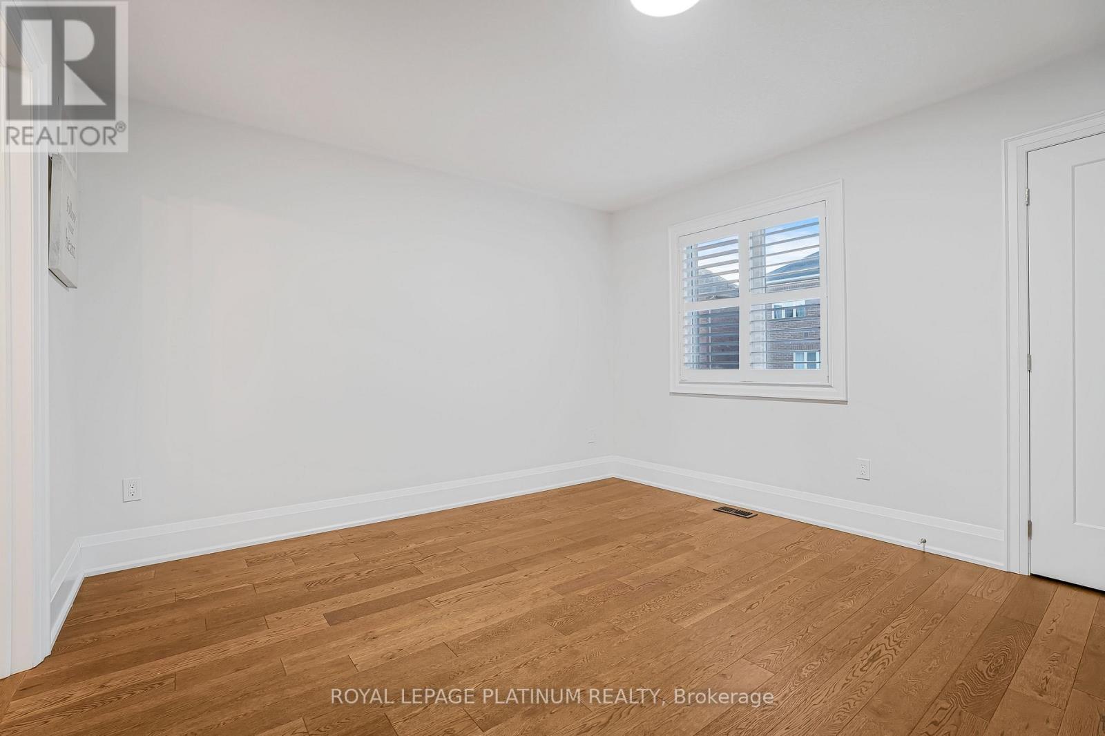 1348 Harrington Street, Innisfil, Ontario  L0L 1W0 - Photo 34 - N12457105