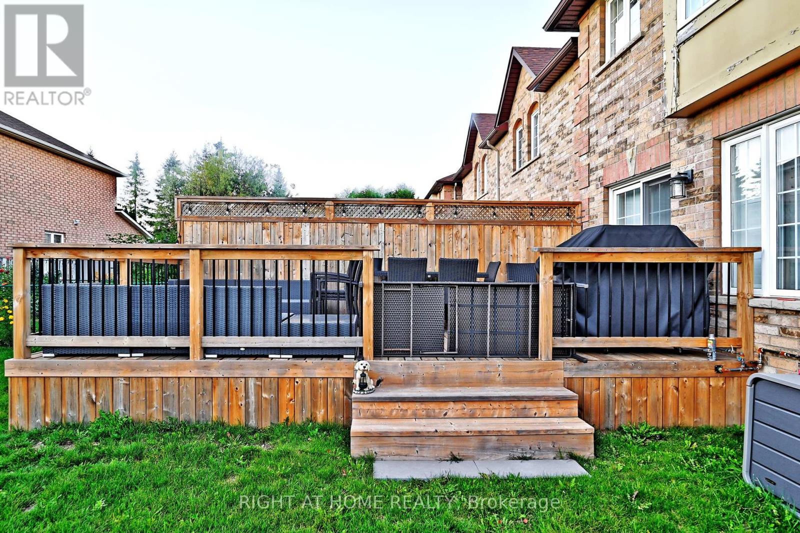 73 Bloomgate Crescent, Richmond Hill, Ontario  L4E 3Z1 - Photo 48 - N12457118