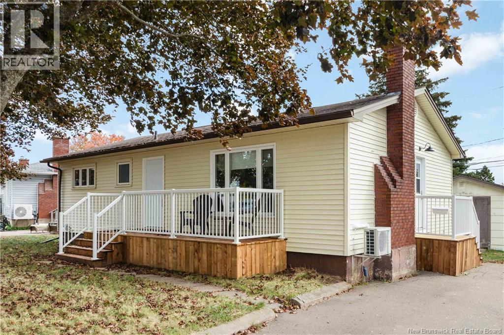 22 Wynwood Drive, Moncton, New Brunswick  E1A 2M3 - Photo 2 - NB127775
