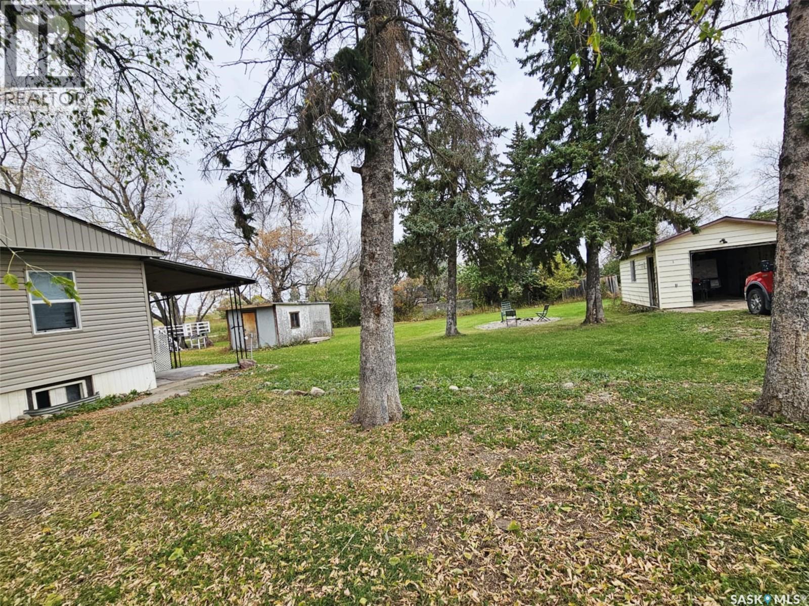 45 Assiniboia Avenue, Dubuc, Saskatchewan  S0A 0R0 - Photo 37 - SK020639