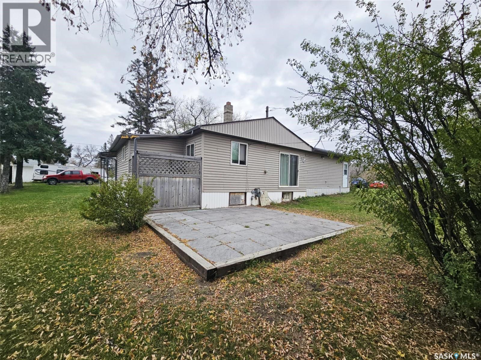 45 Assiniboia Avenue, Dubuc, Saskatchewan  S0A 0R0 - Photo 48 - SK020639