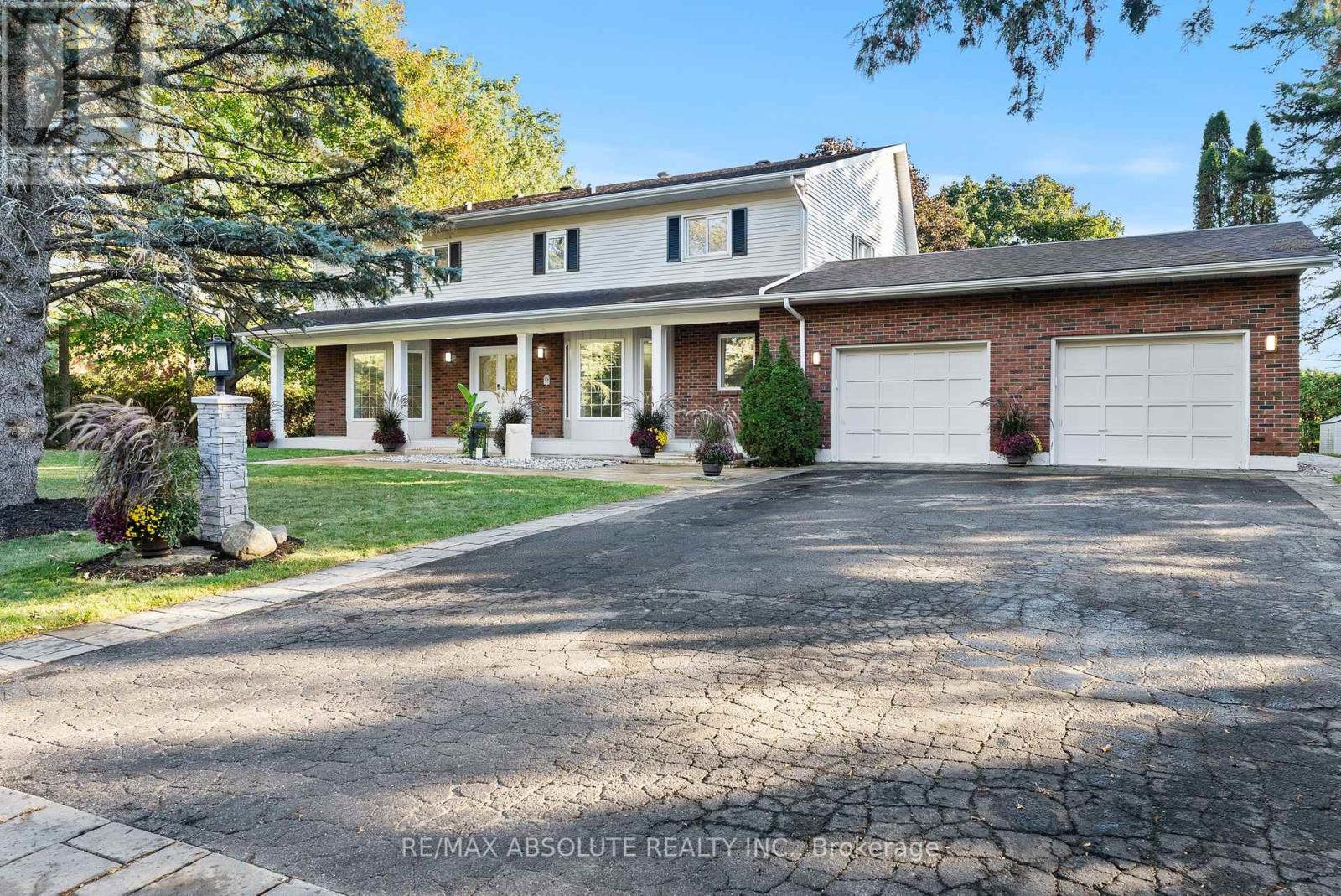 6 Howard Court, Ottawa, Ontario  K2J 3Z8 - Photo 2 - X12455697