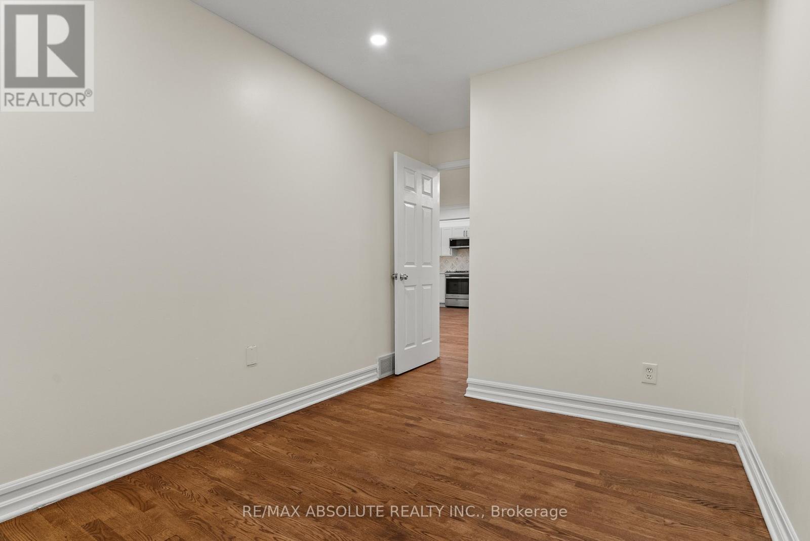 6 Howard Court, Ottawa, Ontario  K2J 3Z8 - Photo 27 - X12455697
