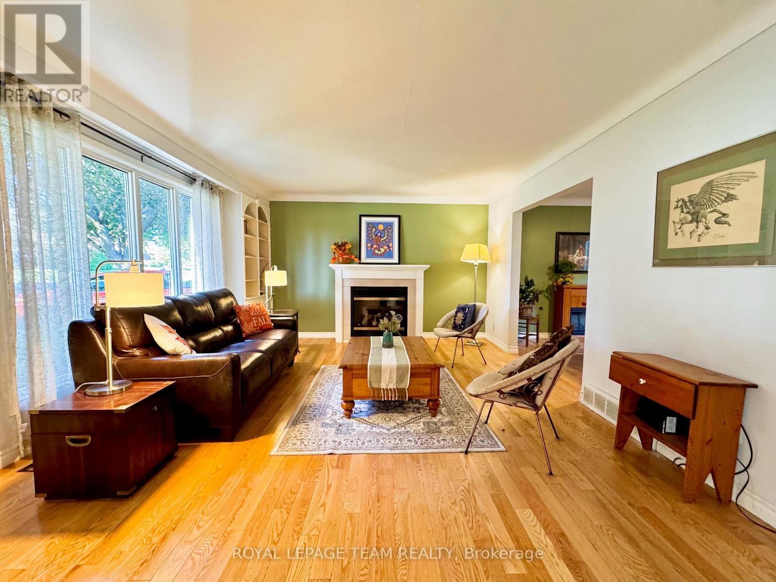 209 Reynolds Drive E, Brockville, Ontario  K6V 1X8 - Photo 4 - X12450187