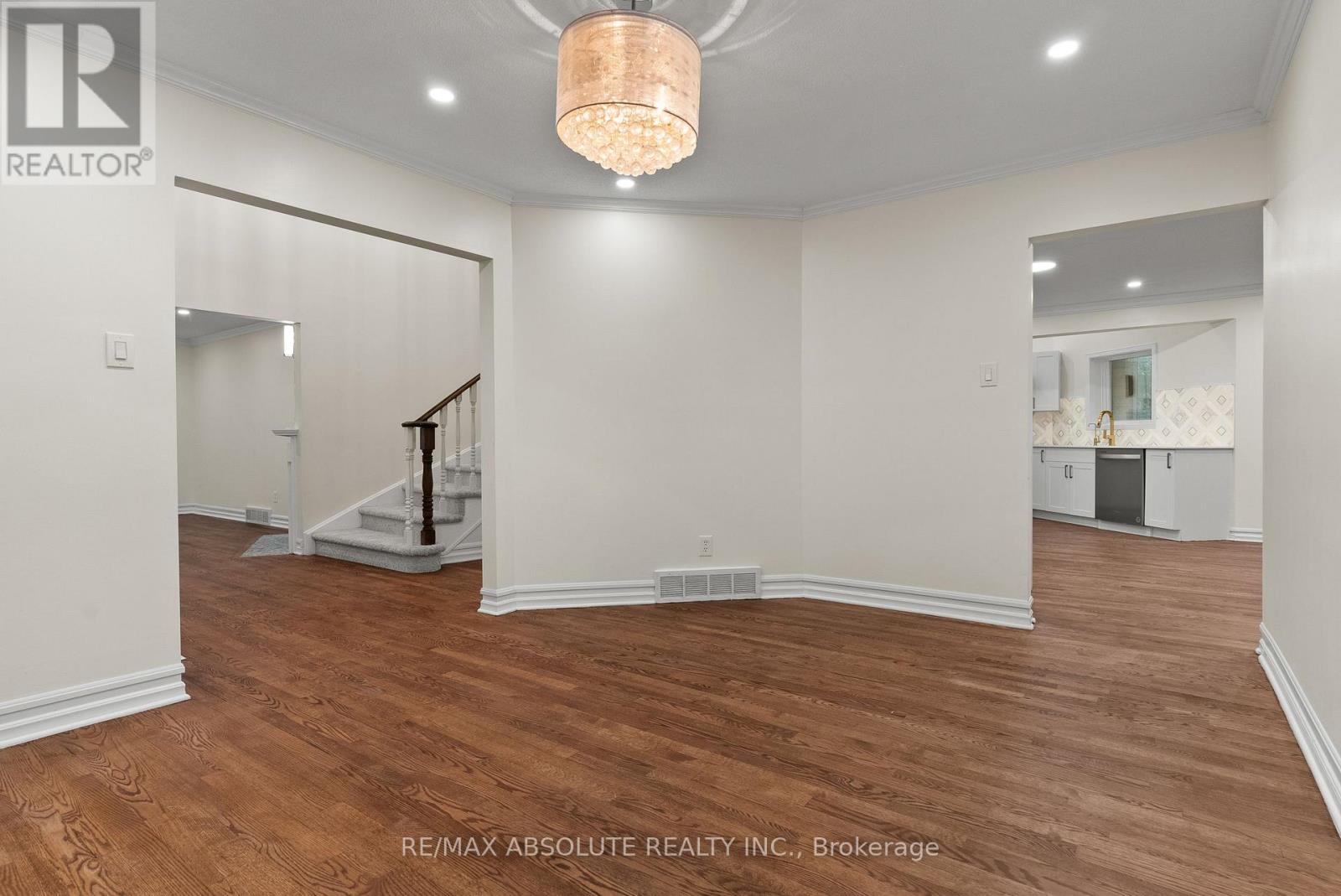 6 Howard Court, Ottawa, Ontario  K2J 3Z8 - Photo 8 - X12455697