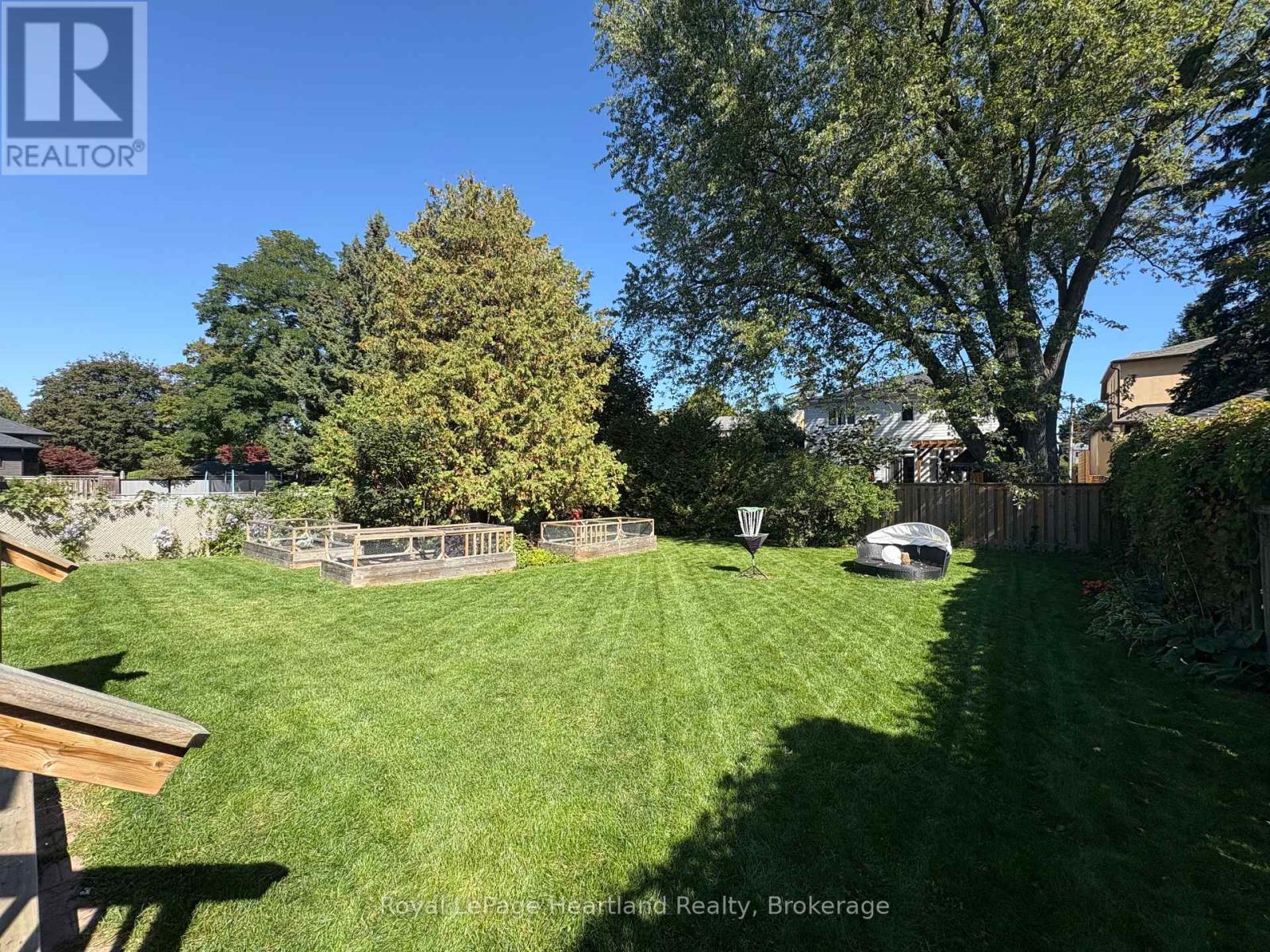 15 Scarborough Heights Boulevard, Toronto, Ontario  M1M 2V3 - Photo 3 - E12457163