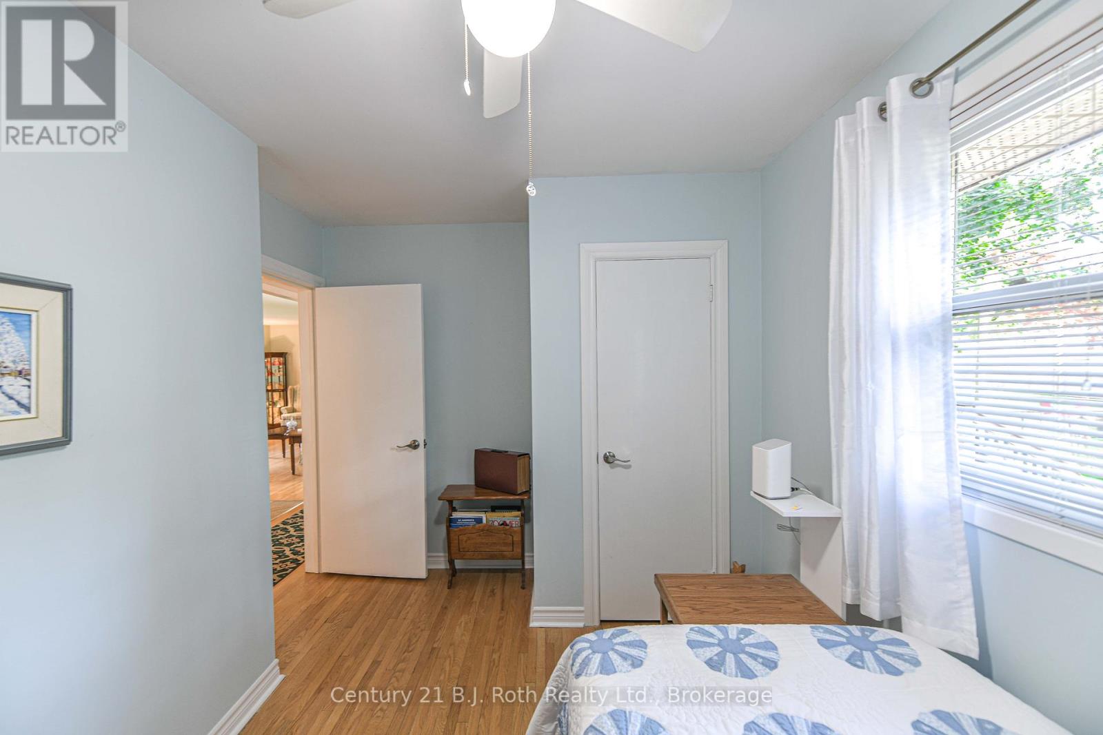 262 Lawrence Avenue, Orillia, Ontario  L3V 5M4 - Photo 22 - S12457223