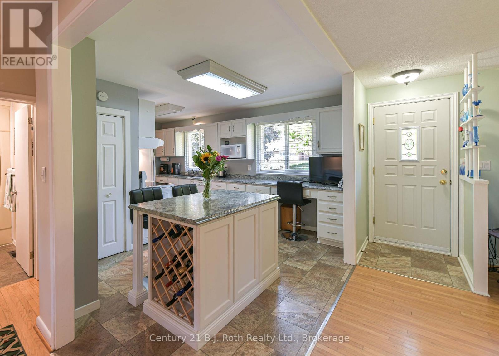 262 Lawrence Avenue, Orillia, Ontario  L3V 5M4 - Photo 23 - S12457223