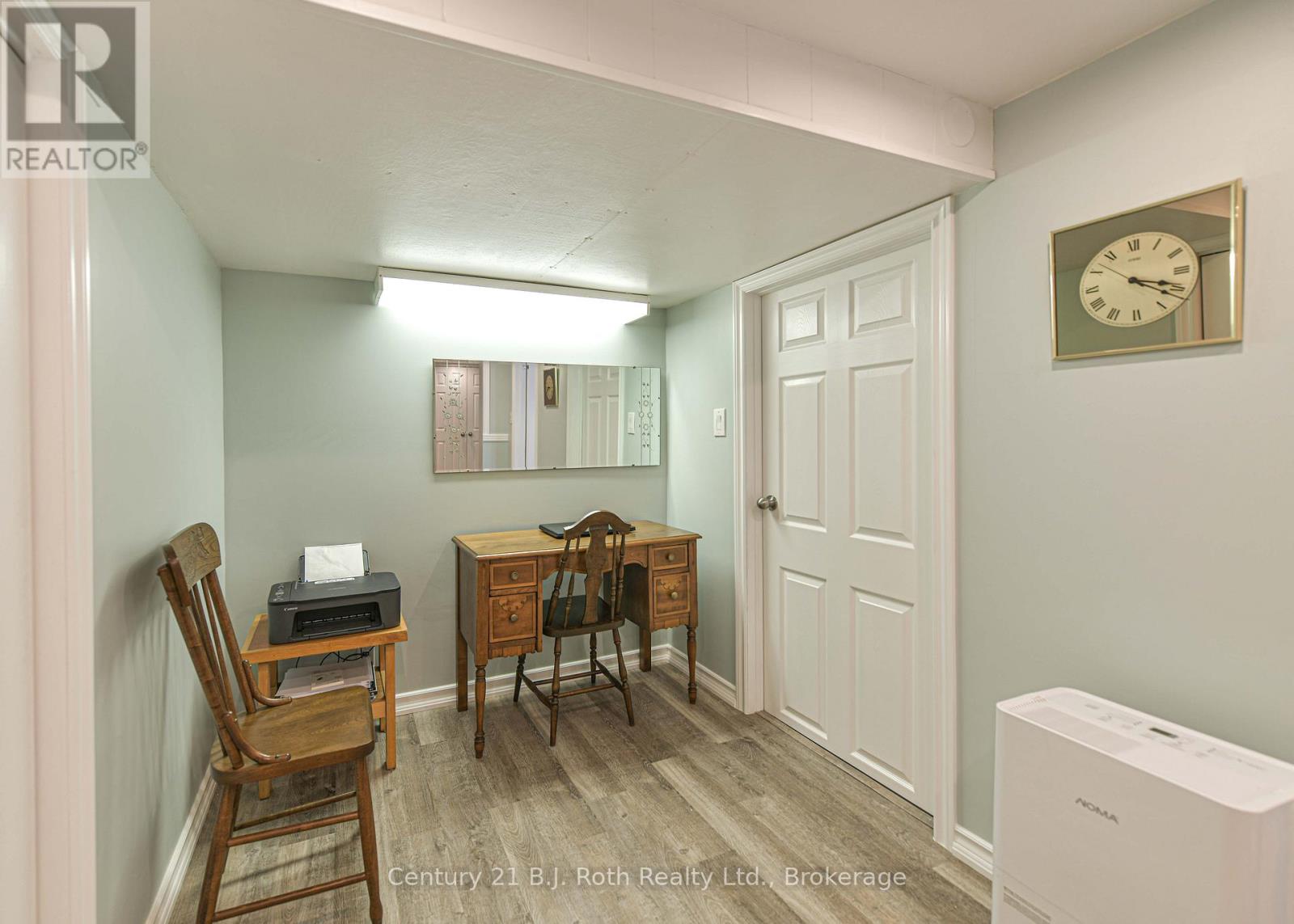 262 Lawrence Avenue, Orillia, Ontario  L3V 5M4 - Photo 35 - S12457223