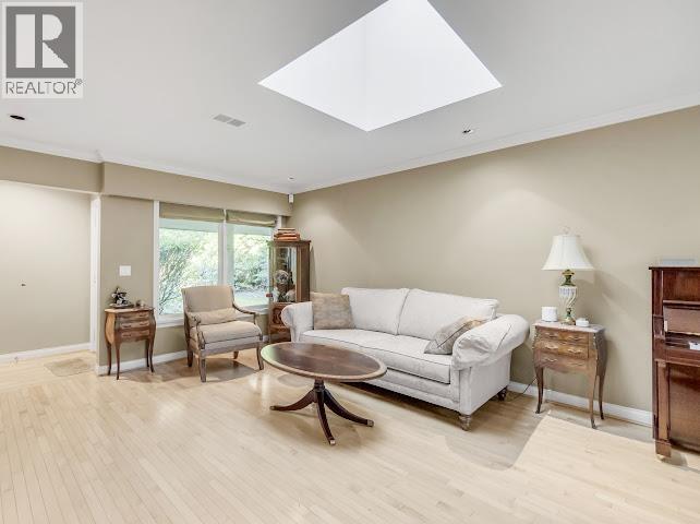 4025 Sunset Boulevard, North Vancouver, British Columbia  V7R 3Y6 - Photo 11 - R3056248