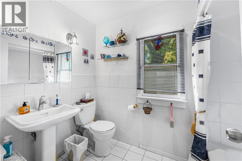 16 Wyckliffe Avenue, Niagara-On-The-Lake, Ontario  L0S 1T0 - Photo 13 - 40777202