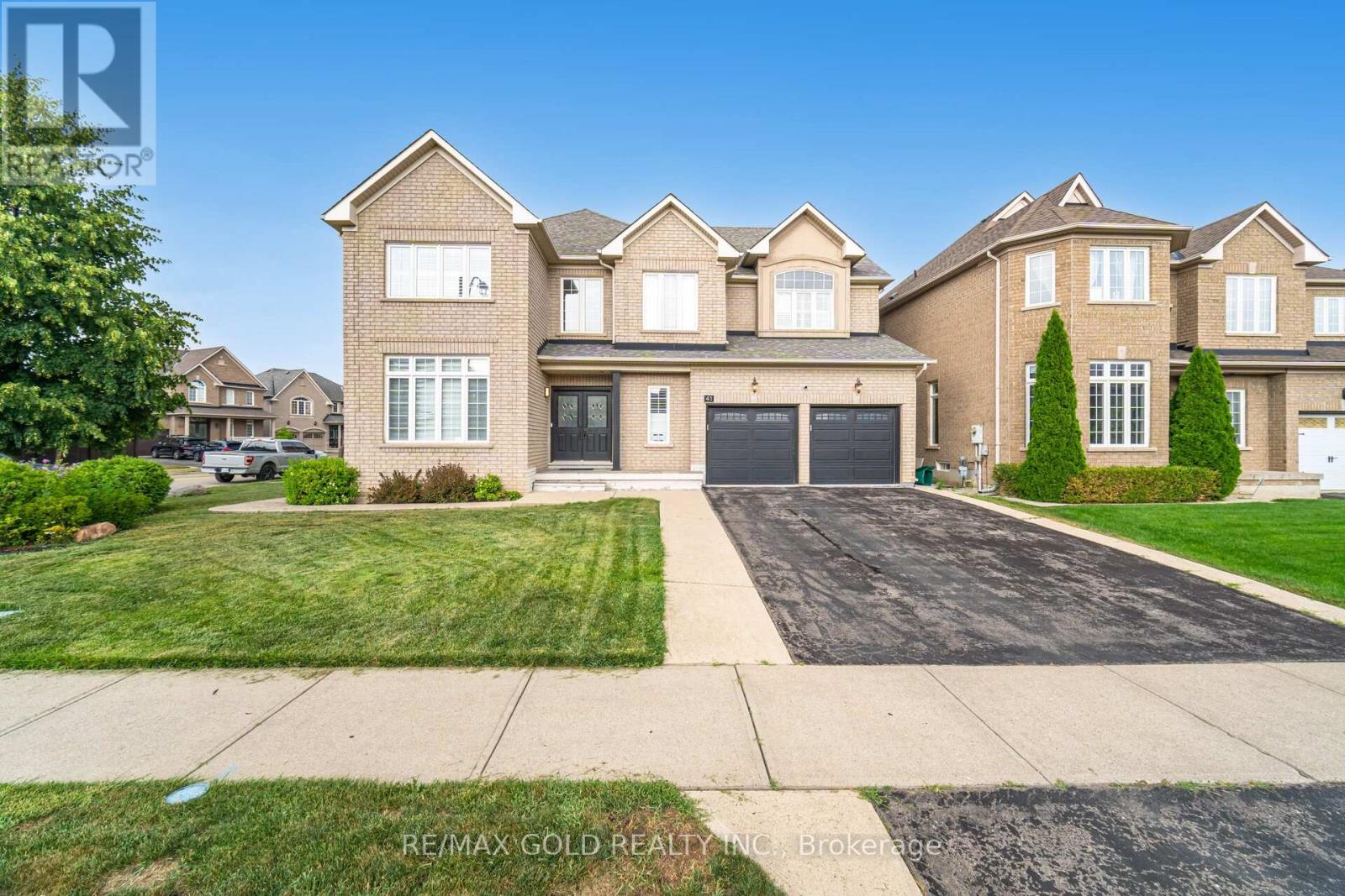 41 Leparc Road, Brampton, Ontario  L6P 2W8 - Photo 1 - W12457058