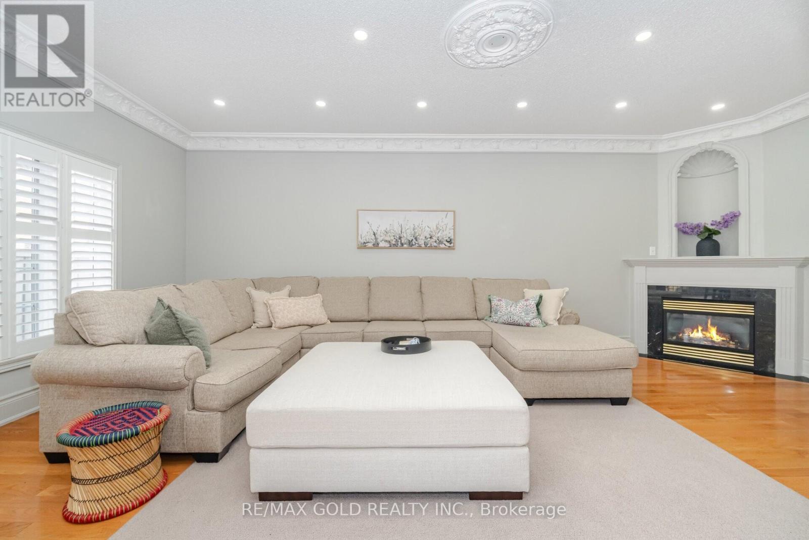 41 Leparc Road, Brampton, Ontario  L6P 2W8 - Photo 11 - W12457058