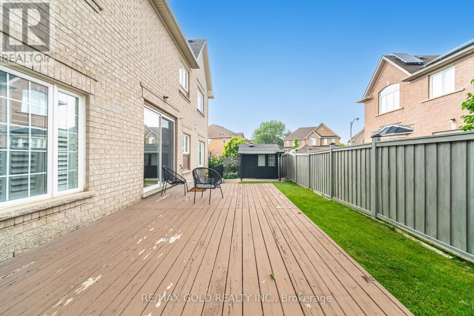41 Leparc Road, Brampton, Ontario  L6P 2W8 - Photo 23 - W12457058