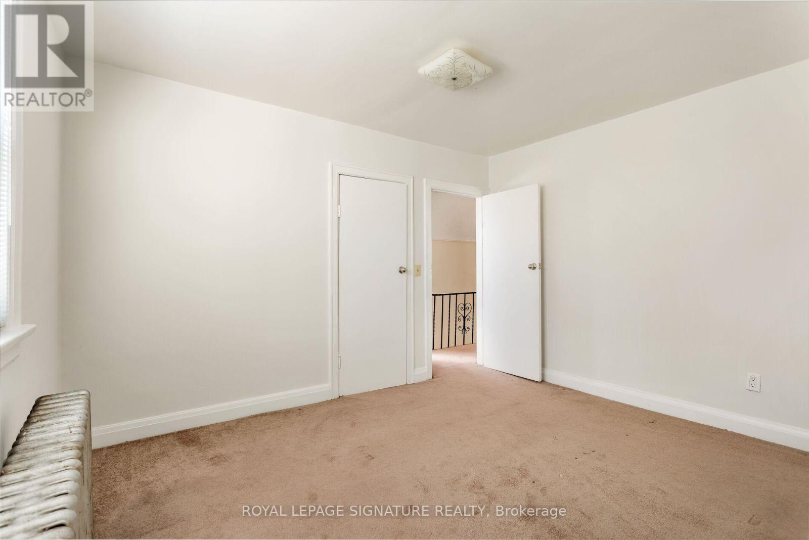 230 Bering Avenue, Toronto, Ontario  M8Z 3A3 - Photo 32 - W12457069