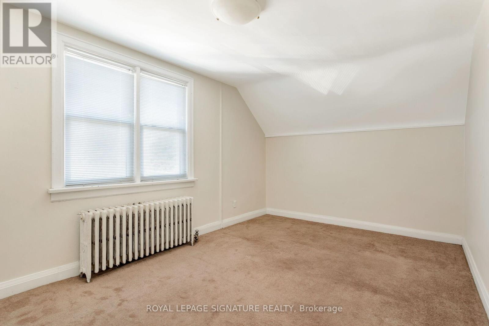 230 Bering Avenue, Toronto, Ontario  M8Z 3A3 - Photo 36 - W12457069