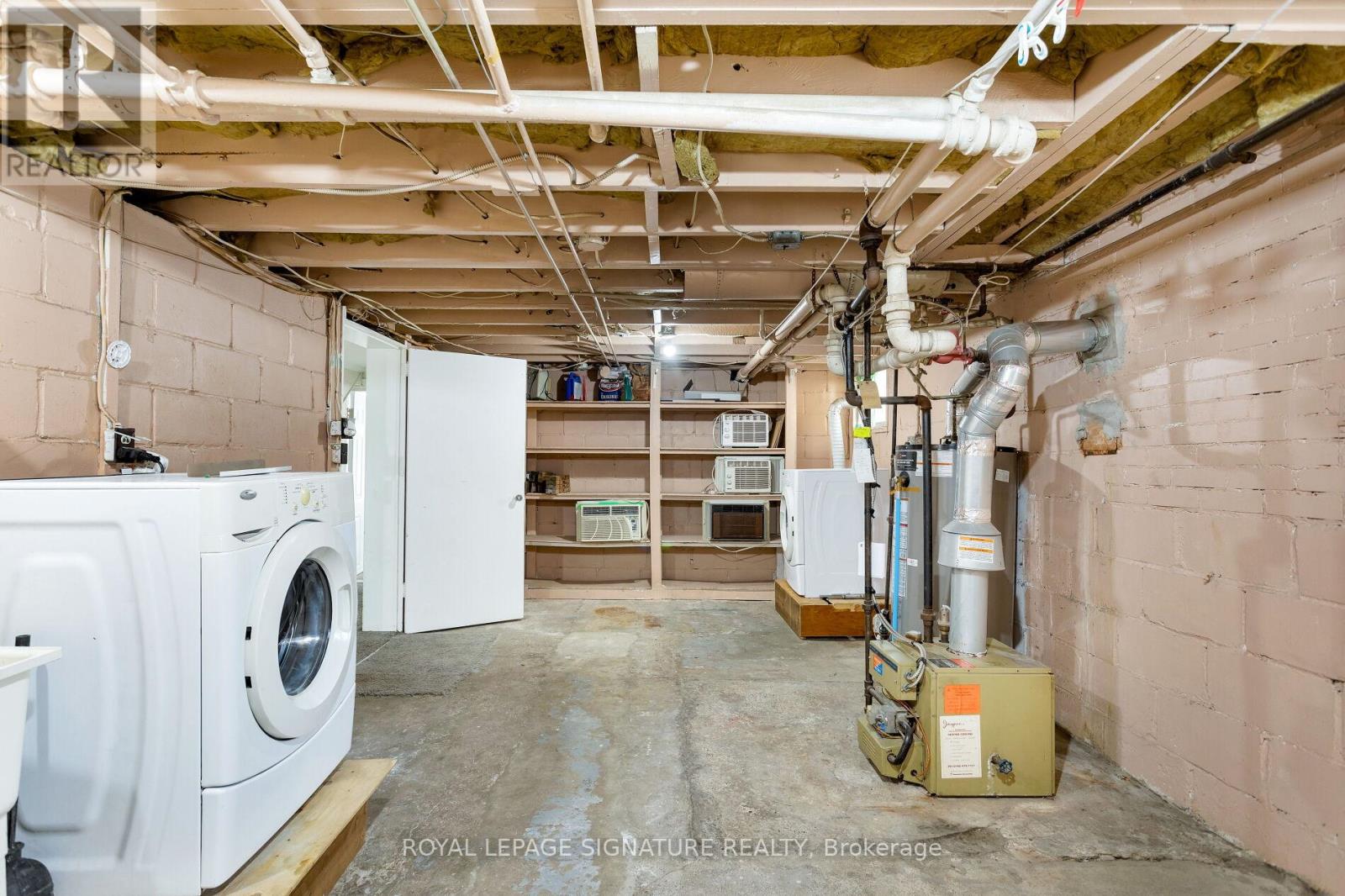 230 Bering Avenue, Toronto, Ontario  M8Z 3A3 - Photo 39 - W12457069